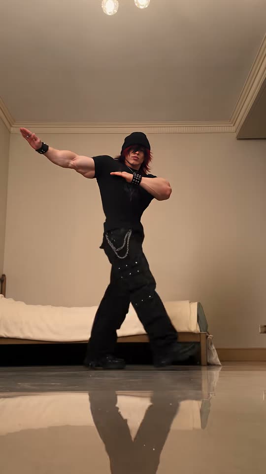 The original Deadpan squat dance Susan Dell Dance reel by @trevor_hale04